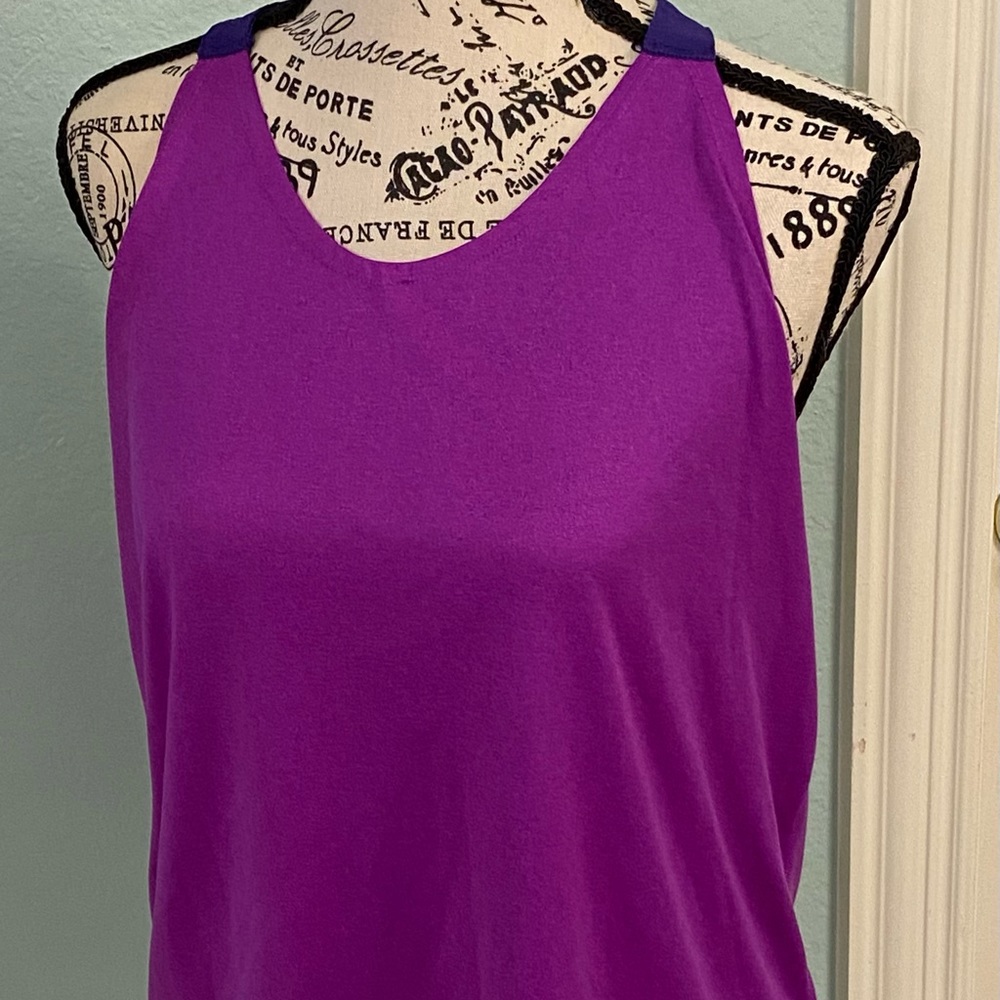 Nike hi low T-back TAnk